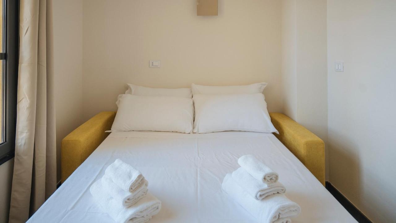 Dei Mille 31 B Apartment Albenga Exterior photo